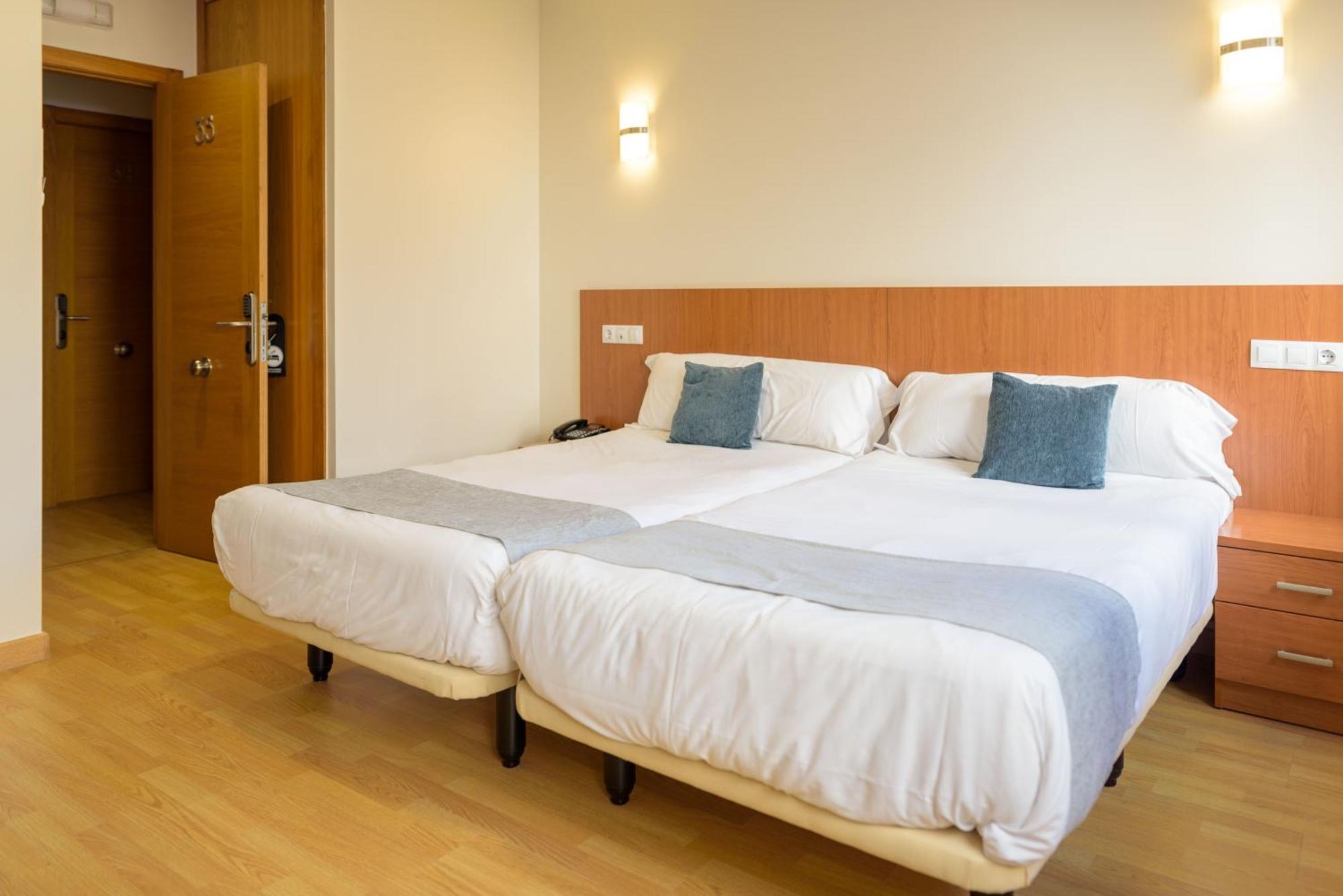 Hotel Alda Fogar Do Marineiro Ribadeo Kültér fotó